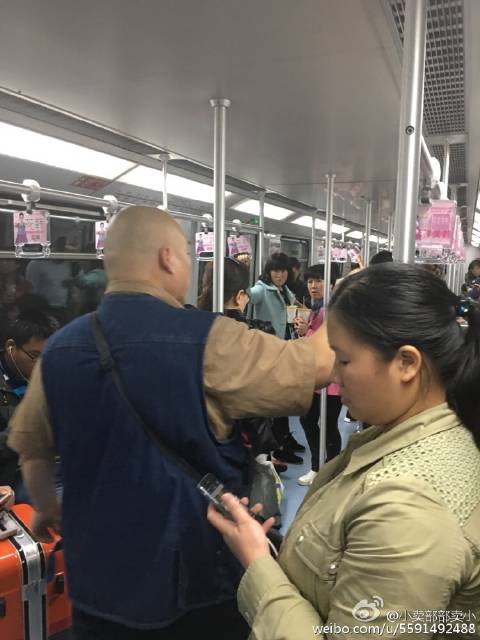 百度胖老师吧上海市公 安局轨道交通分局石宇玉老师求救 微信抖音快手百度贴吧百科图片视频知道搜索上海胖老 ...